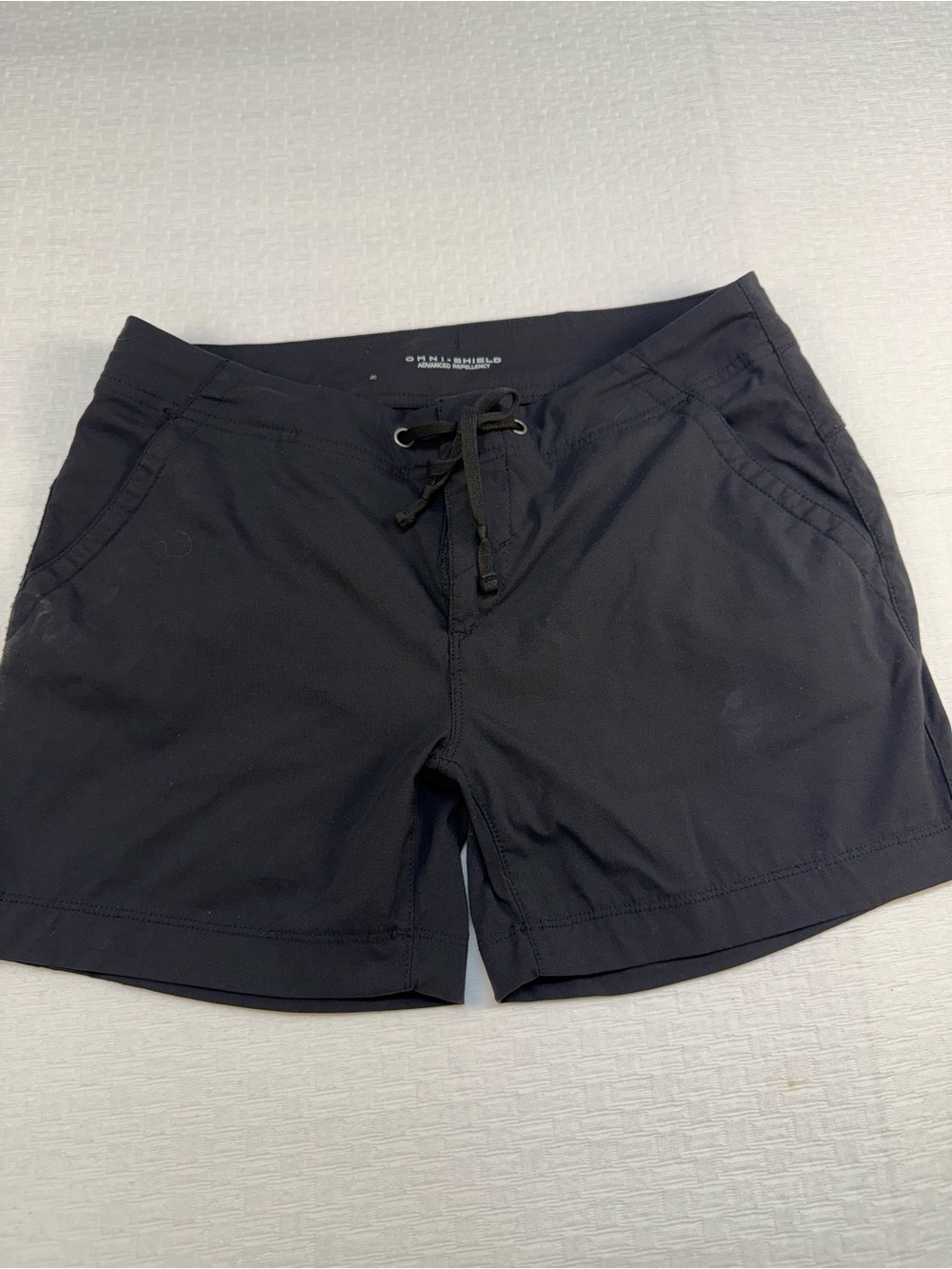 Columbia Black Athletic Drawstring Shorts Womens Size 6